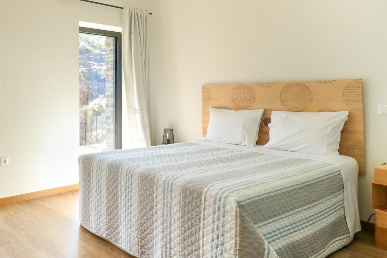 Dois Lagares House Bed & Breakfast Pinhão Екстериор снимка